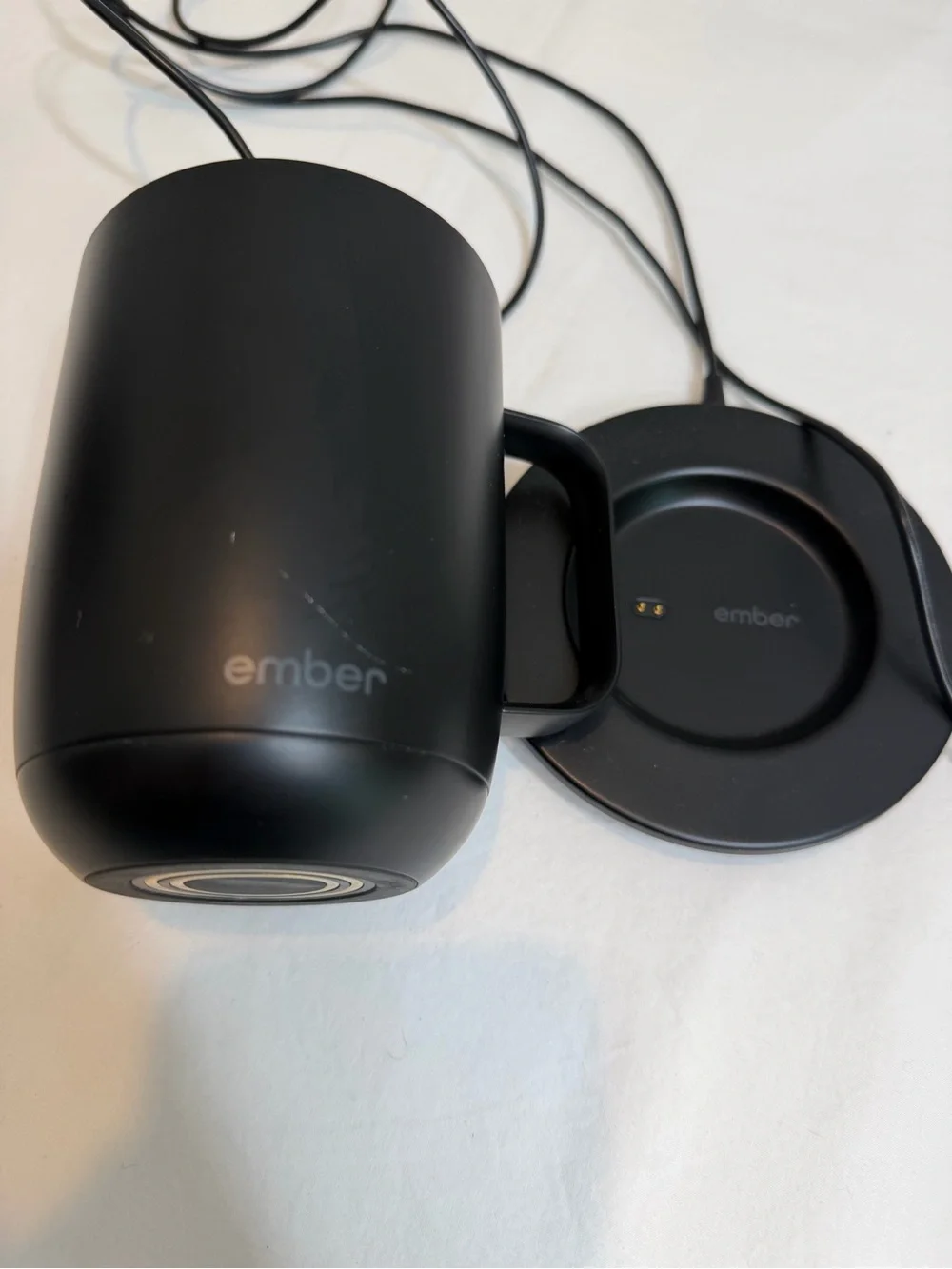Emberll Bluetooth smart mug in black